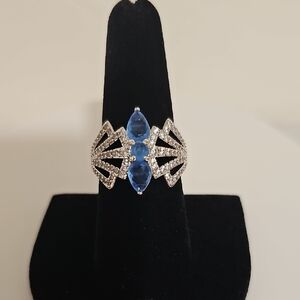 Elegant Silver and Blue Gemstone Ring